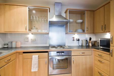 Central Reading Canal Side Apartment Sleeps 4 With Parking Εξωτερικό φωτογραφία