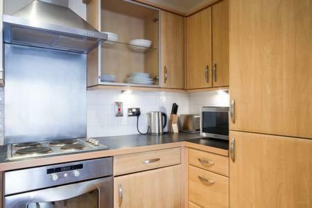 Central Reading Canal Side Apartment Sleeps 4 With Parking Εξωτερικό φωτογραφία
